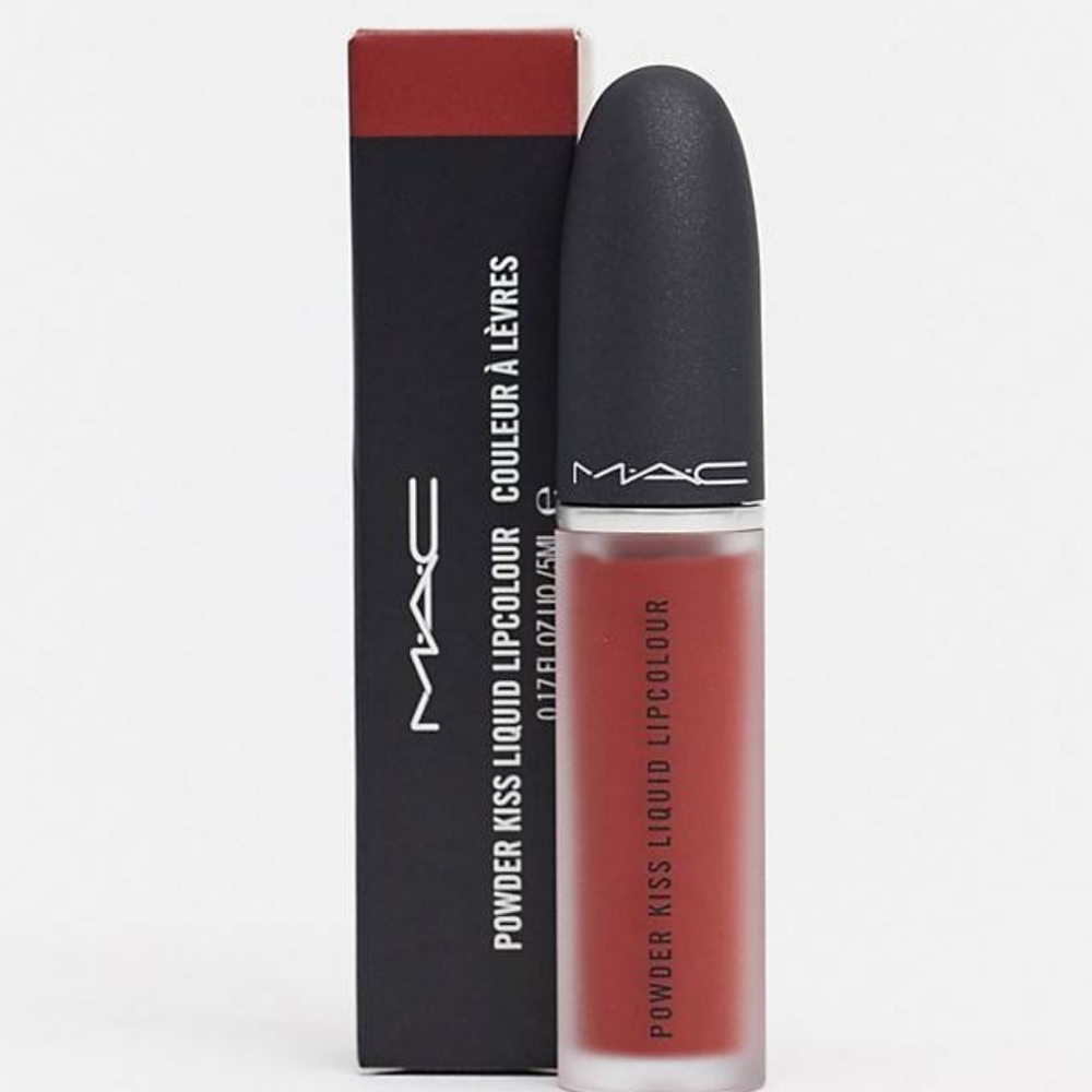MAC Powder Kiss Liquid Lip - Devoted To Chili 991